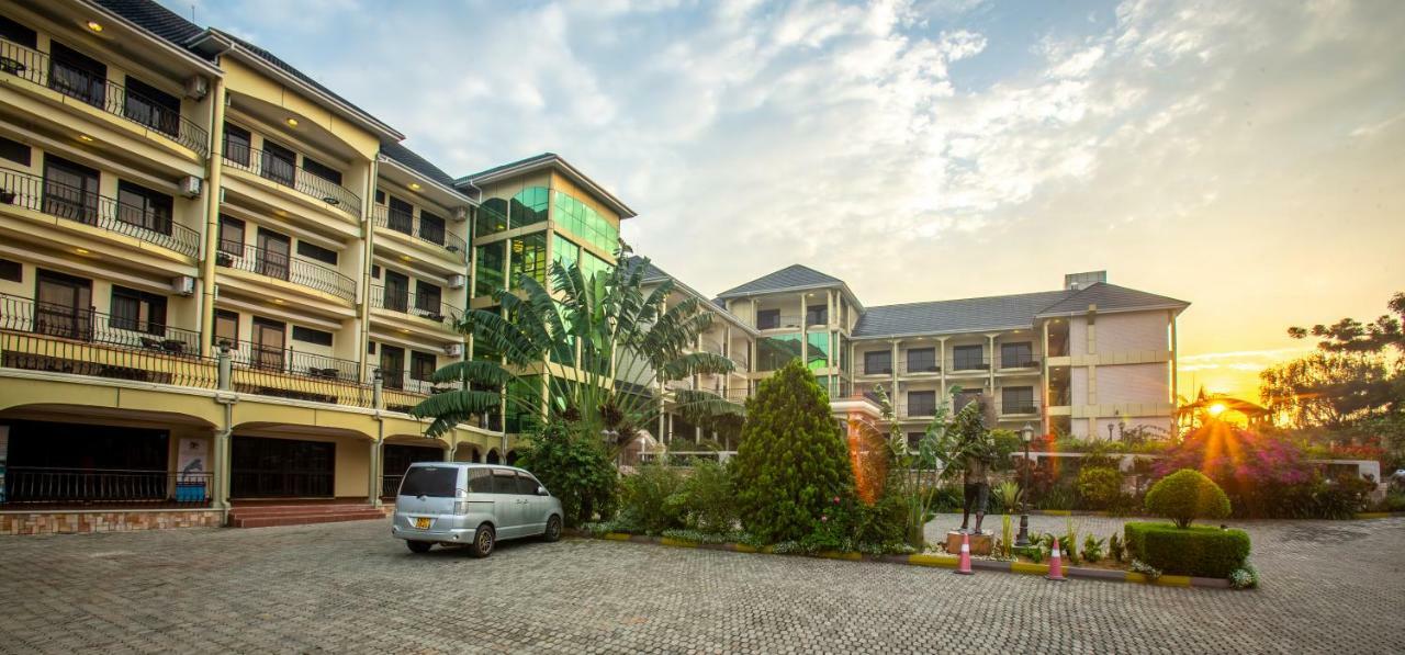 Nyaika Hotel Fort Portal Exterior foto